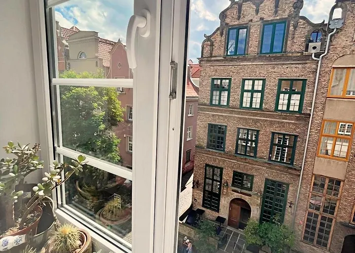 Old Town Center Mariacka View